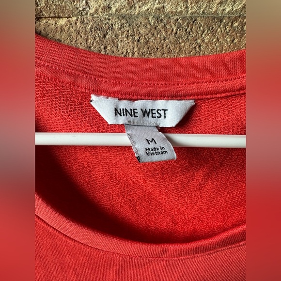 Nine West Vibrant Red Short Sleeve Top - Picture 3 of 5